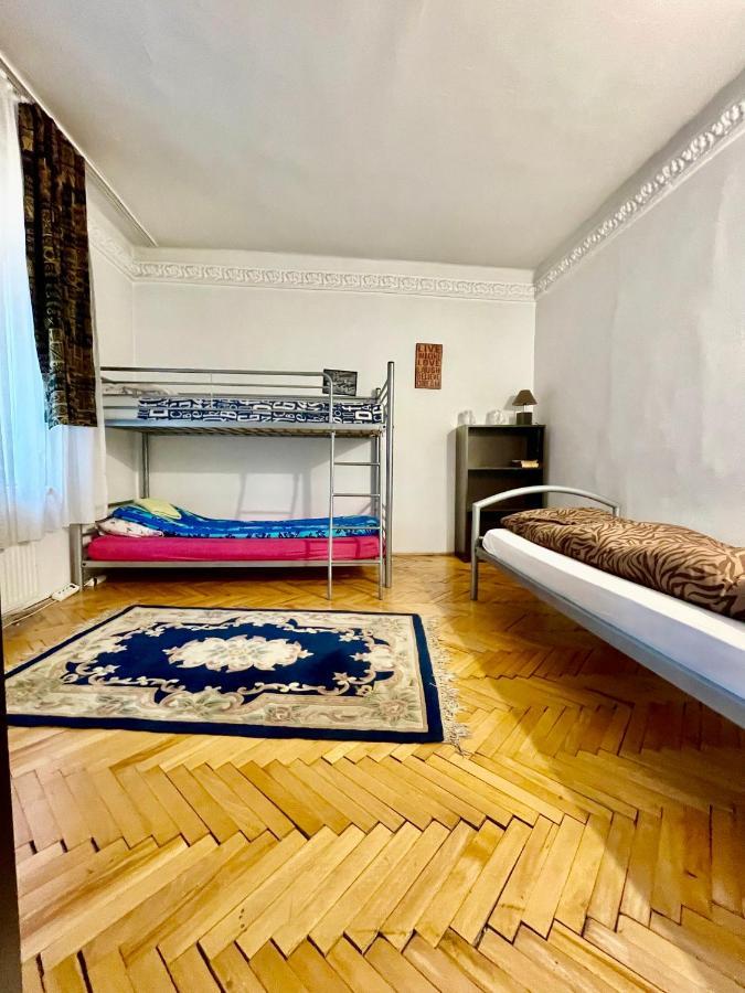 Mosaico Alfetta Hostel تيميشورا المظهر الخارجي الصورة