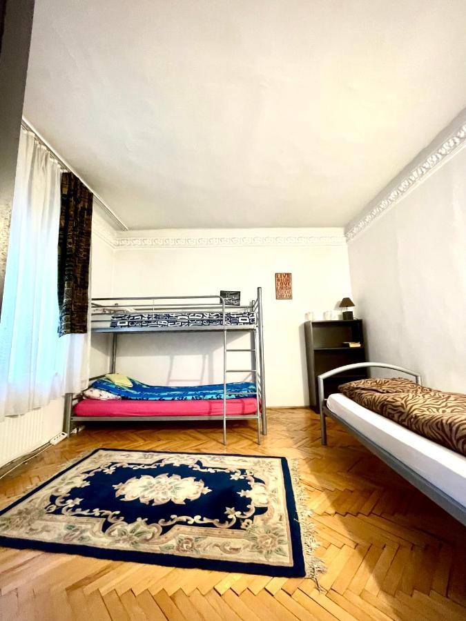Mosaico Alfetta Hostel تيميشورا المظهر الخارجي الصورة