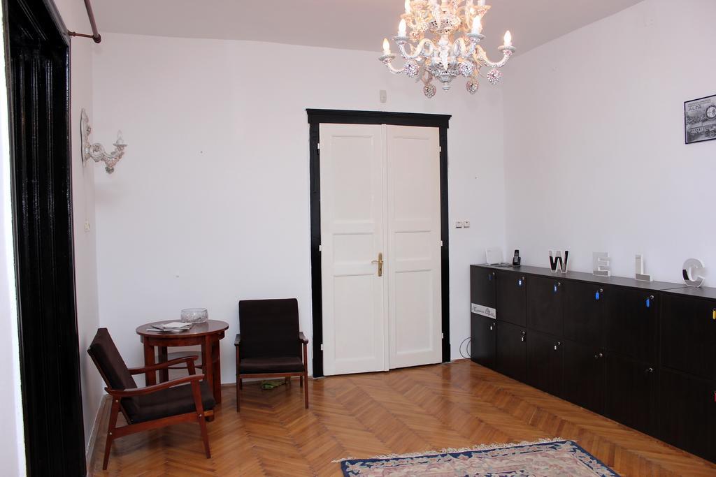 Mosaico Alfetta Hostel تيميشورا المظهر الخارجي الصورة
