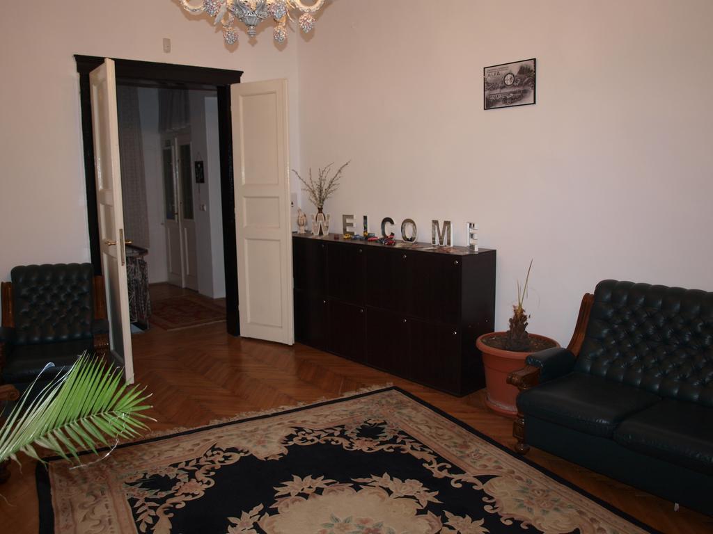 Mosaico Alfetta Hostel تيميشورا المظهر الخارجي الصورة