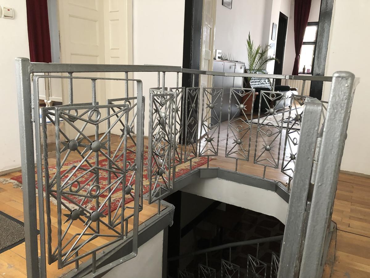 Mosaico Alfetta Hostel تيميشورا المظهر الخارجي الصورة