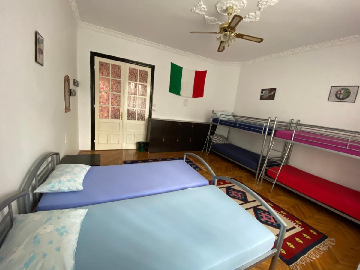Mosaico Alfetta Hostel تيميشورا المظهر الخارجي الصورة