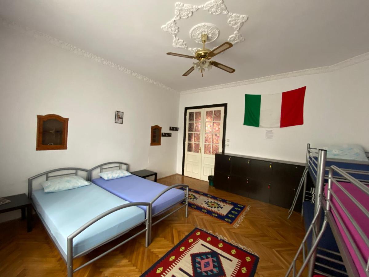 Mosaico Alfetta Hostel تيميشورا المظهر الخارجي الصورة